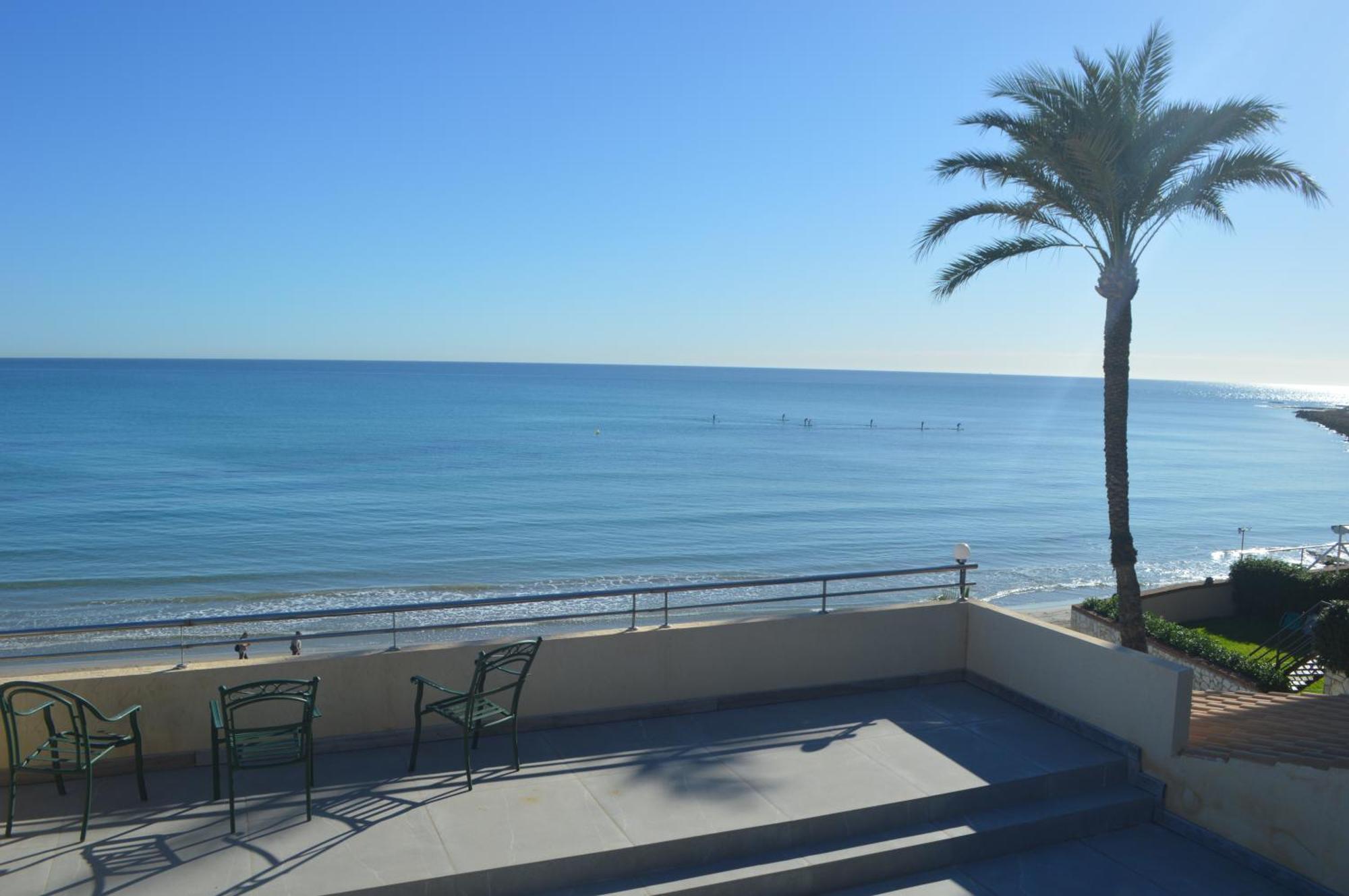 Espectacular Apartamento A Pie De Playa En Chalet Roquetes Alicante Exteriér fotografie
