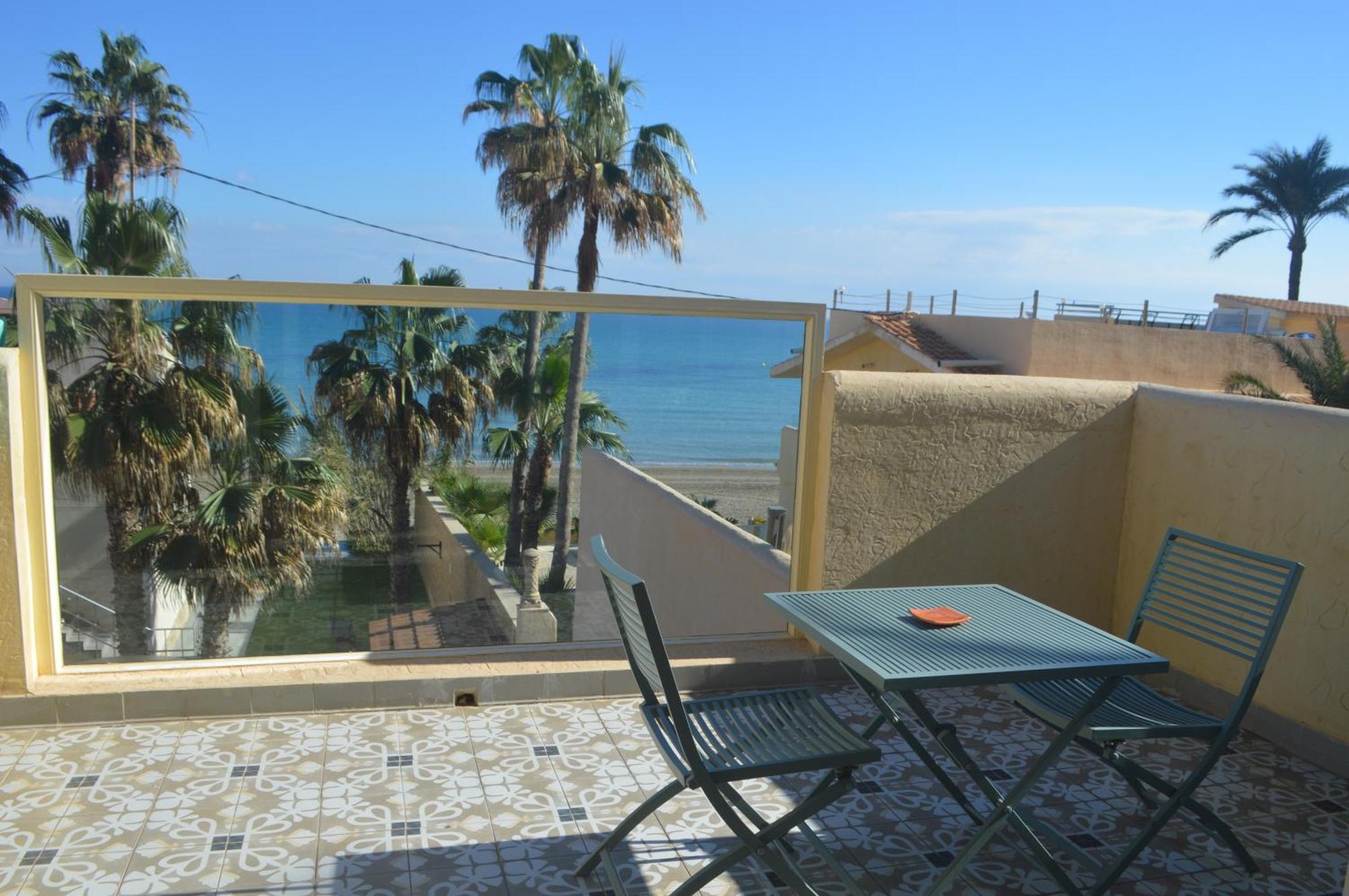Espectacular Apartamento A Pie De Playa En Chalet Roquetes Alicante Exteriér fotografie