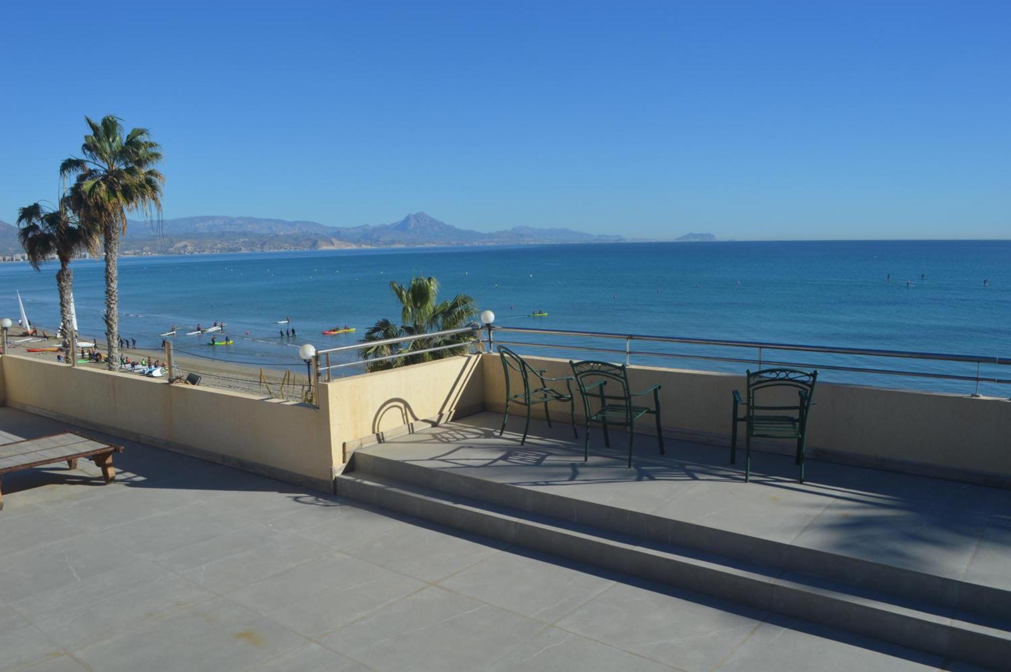 Espectacular Apartamento A Pie De Playa En Chalet Roquetes Alicante Exteriér fotografie